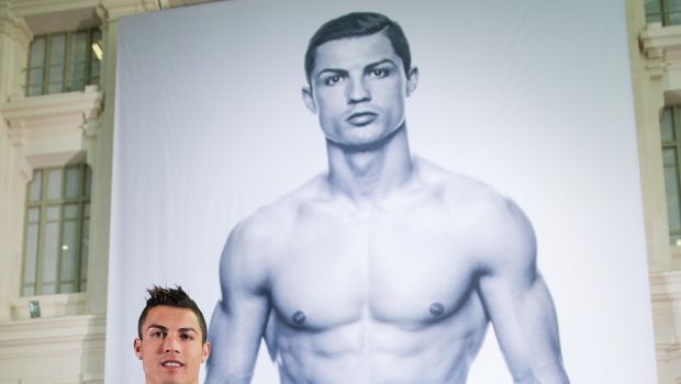 Cristiano Ronaldo CR7 Underwear: il lancio della collezione di intimo a Madrid, le foto e i video