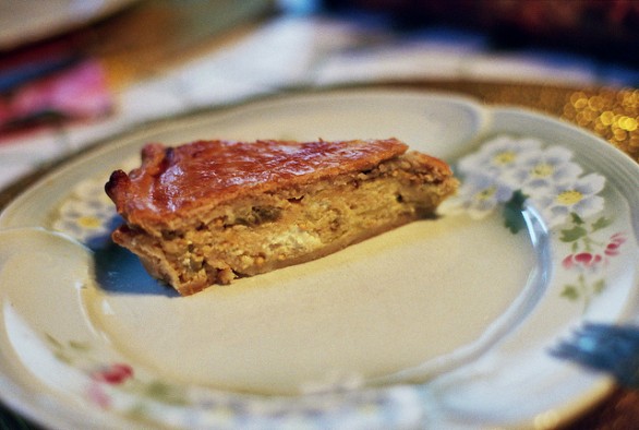 La ricetta della torta salata con melanzane e ricotta