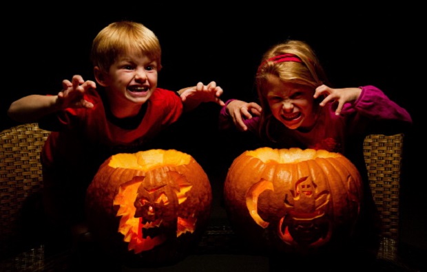 Come fare una zucca di Halloween e quali decorazioni scegliere