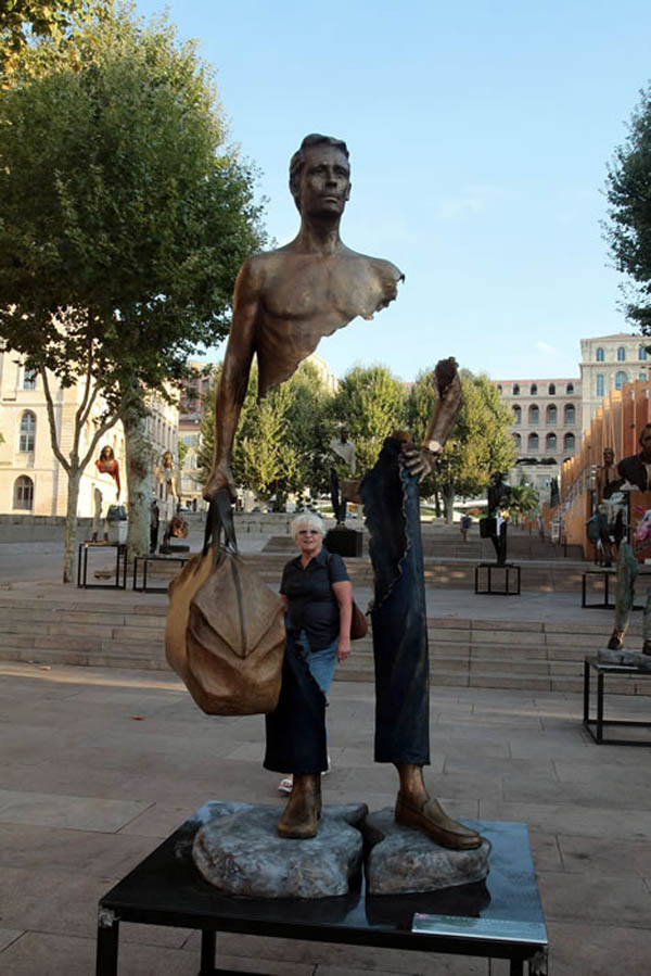 La tensione dei corpi in viaggio di Bruno Catalano