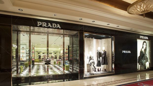 Prada Macao: rinnovata la boutique nel mall Wynn, le foto