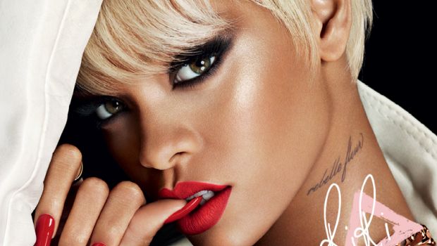 MAC Rihanna Holiday Collection: la nuova collezione RiRi in limited edition per il Natale 2013