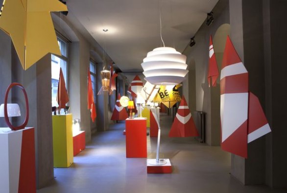 Il Natale negli Spazi Foscarini a Brera e Soho con il design di Ferruccio Laviani