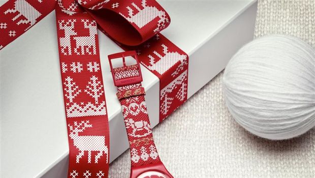 Natale 2013 regali: Swatch presenta Red Knit, la special limited edition per le feste