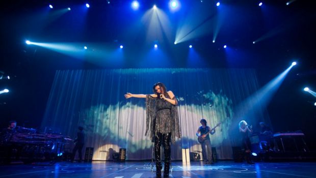 Laura Pausini The Greatest Hits World Tour: in anteprima i bozzetti degli abiti Giorgio Armani