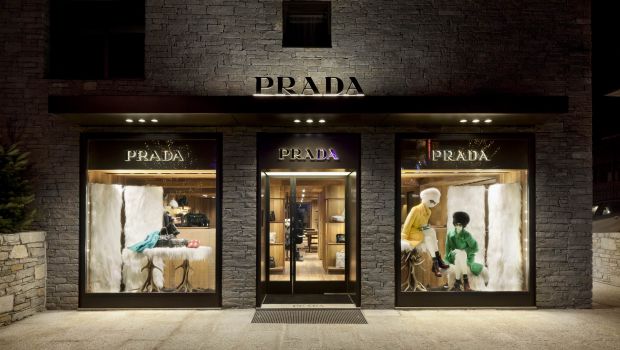 Prada Courchevel Boutique: inaugurato il nuovo store, le foto