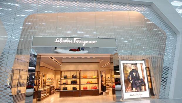 Salvatore Ferragamo Cina: quattro nuovi negozi a Shangai, Wuxi e Dalian