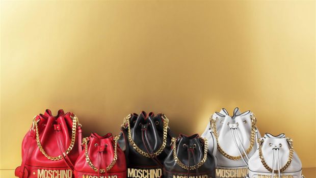 Regali di Natale originali 2013: l&#8217;ironia di Moschino, le proposte di Baldinini, New Era e Reebok