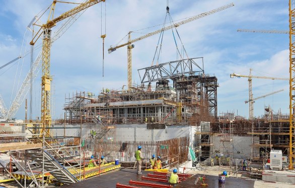 Louvre Abu Dhabi, l&#8217;iconica cupola comincia a prendere forma