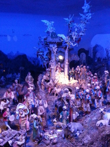 Il Presepe artistico della Basilica del Carmine a Napoli