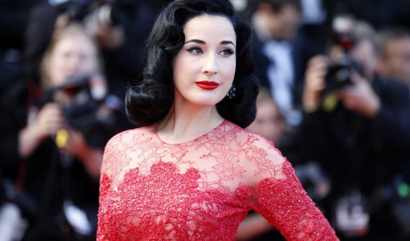 Trucco anni 50 come Dita Von Teese, ecco come