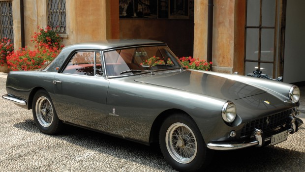 Ferrari 250 GT Pinin Farina, auto di lusso del 1958