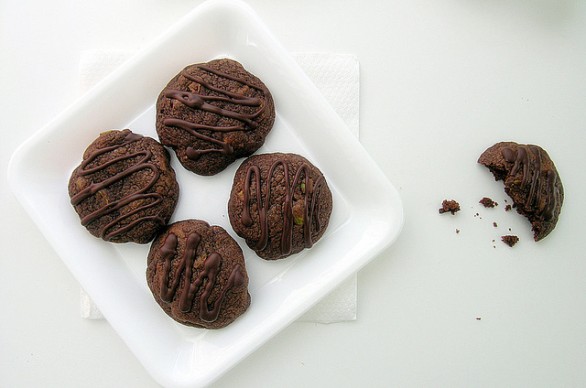 I biscotti al cacao amaro perfetti da inzuppare nel latte