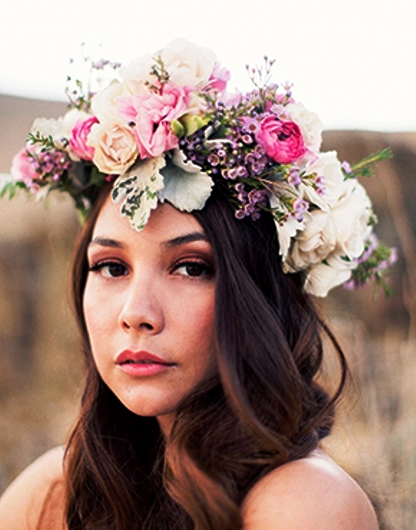 Foto delle acconciature da sposa con capelli sciolti