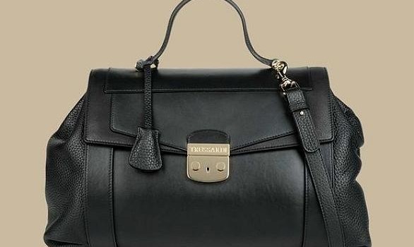 Lucinda bag Trussardi, borsa di lusso nel segno del levriero