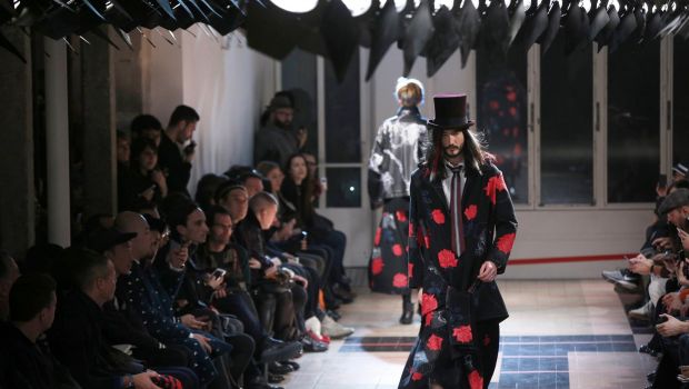Sfilate Moda Uomo Parigi Gennaio 2014: il floreale di Yohji Yamamoto, collezione invernale 2014 2015