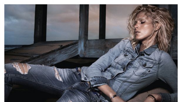 Replay Jeans, la campagna pubblicitaria primavera estate 2014: le immagini