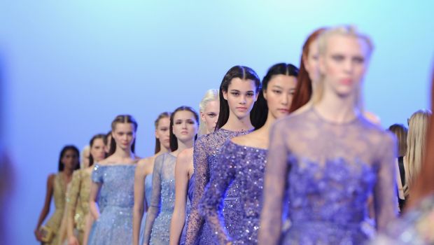 Sfilate Parigi Gennaio 2014 Alta Moda: le rose vittoriane di Elie Saab, la collezione PE 2014