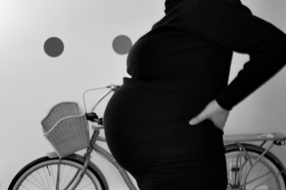 Sport in gravidanza: le attività fisiche migliori e quelle da evitare nei 9 mesi