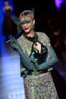 Jean Paul Gaultier al Paris Haute Couture primavera-estate 2014, tra burlesque e &#8220;Roaring Twenties&#8221;