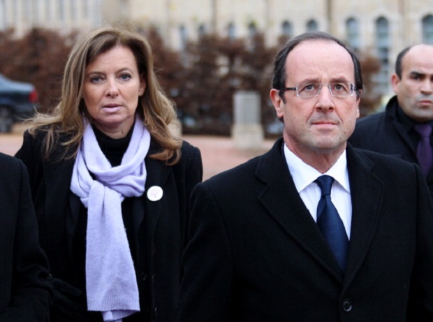 Valerie Trierweiler e Hollande: la storia della premiere dame dal tradimento al perdono