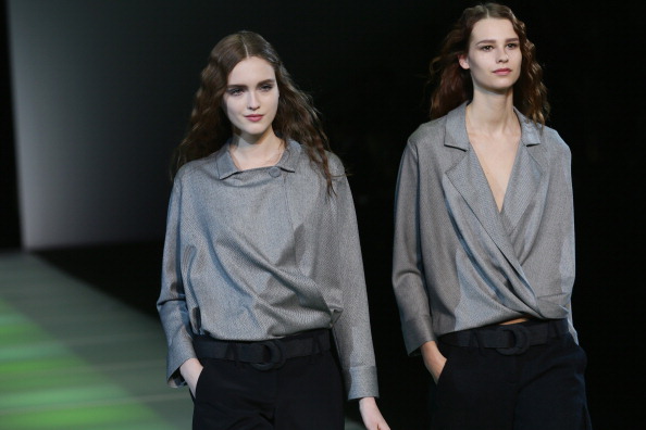 La sfilata Giorgio Armani per l’autunno inverno 2014-2015 al Milano Moda Donna