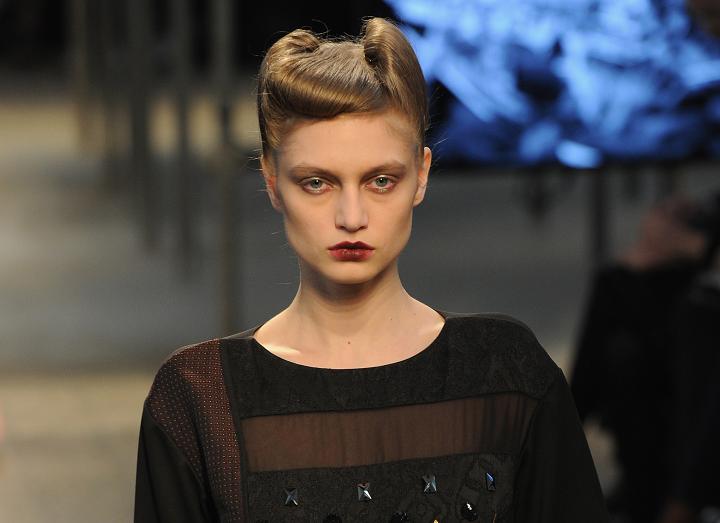 Tendenze capelli inverno 2015 della Milano Moda Donna