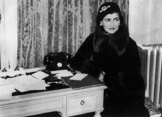 Coco Chanel, le frasi celebri da dedicare alle amiche per l&#8217;8 marzo