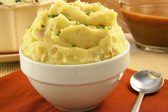 Come si fa il purè con le patate: la ricetta per farlo in casa