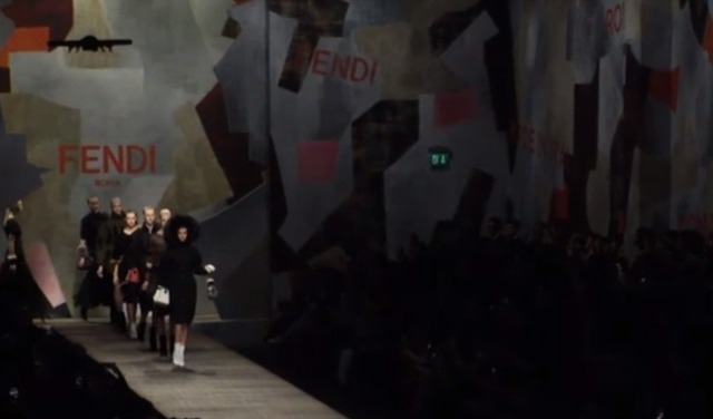 La donna Fendi per l&#8217;autunno inverno 2014-2015 alla Milano Fashion Week