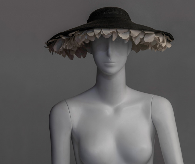 A Firenze in mostra 179 cappelli dei più celebri modisti