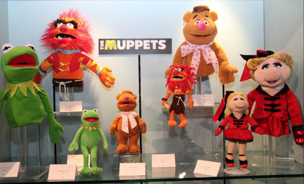Muppets Most Wanted: peluche e pupazzi da mano del film