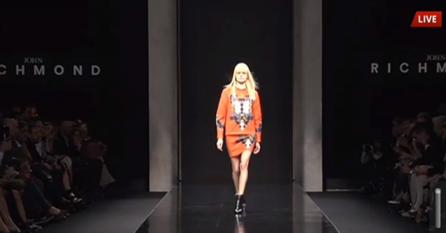 La sfilata John Richmond alla Milano Fashion Week per l’autunno inverno 2014-2015