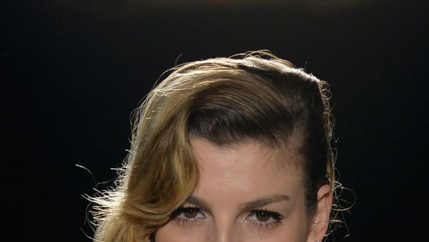 Sfilate Milano Moda Donna Febbraio 2014: la seduzione di Francesco Scognamiglio, guest Emma Marrone