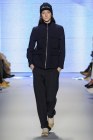 La donna sportiva di Lacoste per l&#8217;autunno-inverno 2014-2015 a New York Fashion Week