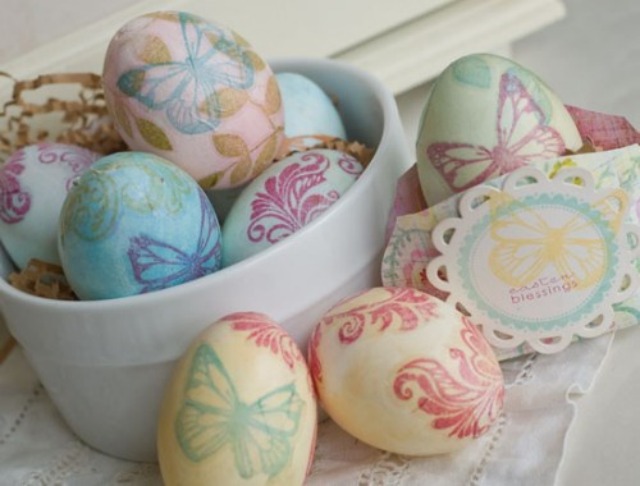 Le uova di Pasqua con la sorpresa, le 5 idee fai da te