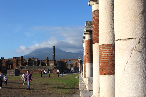 Crolli a Pompei: una &#8216;Grande Bellezza&#8217; che rischia di scomparire nell&#8217;indifferenza totale