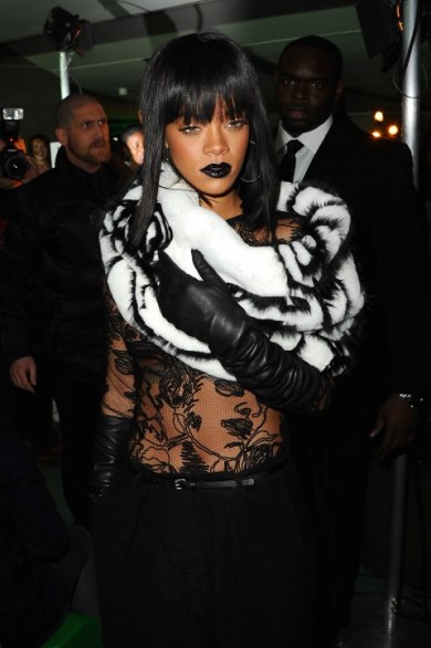 Sfilate Moda Parigi 2014: il punk spaziale di Jean Paul Gaultier, special guest Rihanna