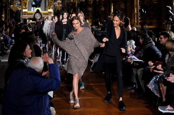 Stella McCartney alla Paris Fashion Week autunno-inverno 2014-2015, attitudine sporty-chic