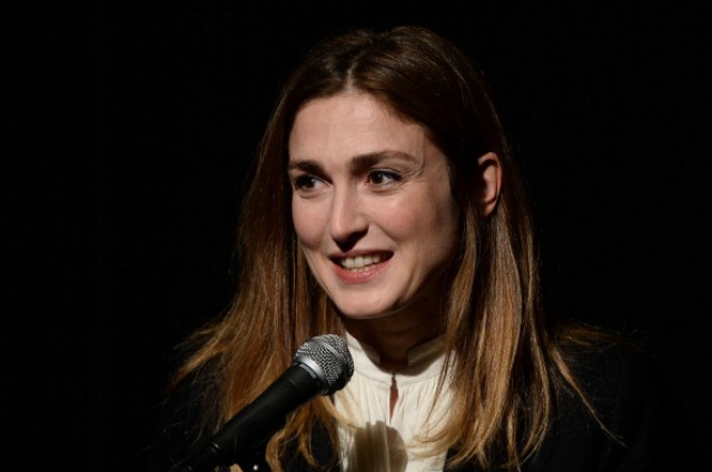 14 millions de cris, il corto contro i matrimoni forzati con Julie Gayet