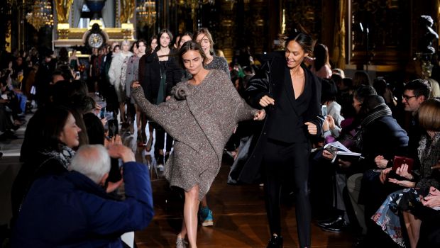 Sfilate Moda Parigi 2014: lo sportswear sofisticato di Stella McCartney, special guest Rihanna