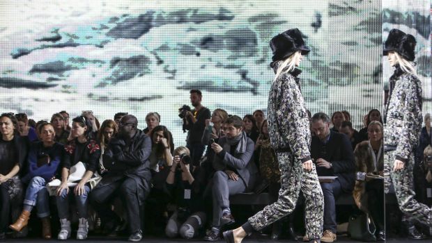 Sfilate Moda Parigi 2014: la linea maschile di Giambattista Valli per Moncler Gamme Rouge
