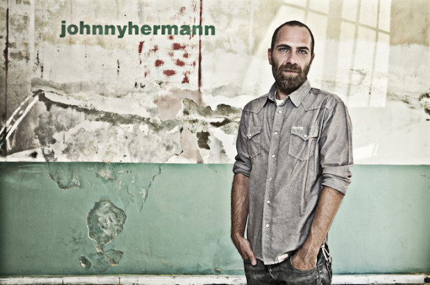 FuoriSalone 2014: Johnny Hermann espone i &#8220;Wooden Popsicle&#8221; da Cavalli e Nastri