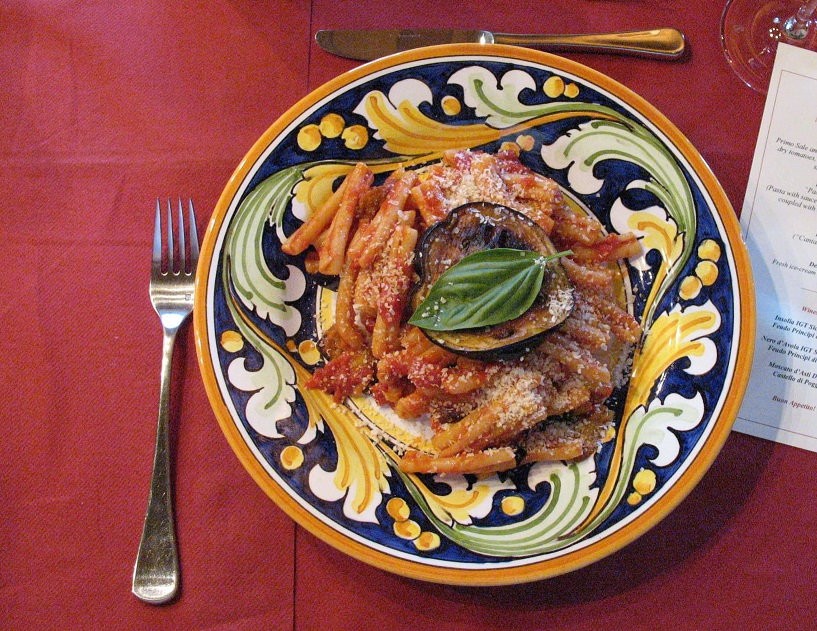 La ricetta originale della pasta alla norma della tradizione siciliana