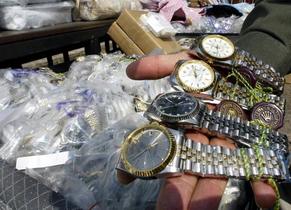 Repliche orologi di lusso: conviene acquistarli?
