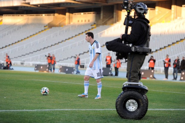 Mondiali 2014: adidas presenta lo spot Fifa World Cup Brasile con Leo Messi, &#8220;all in or nothing&#8221;, video e foto backstage