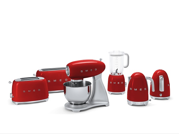 Elettrodomestici per la cucina vintage, la nuova collezione anni 50 di Smeg