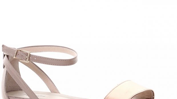Dal catalogo Nero Giardini 2014 i sandali ultra-flat per essere comode
