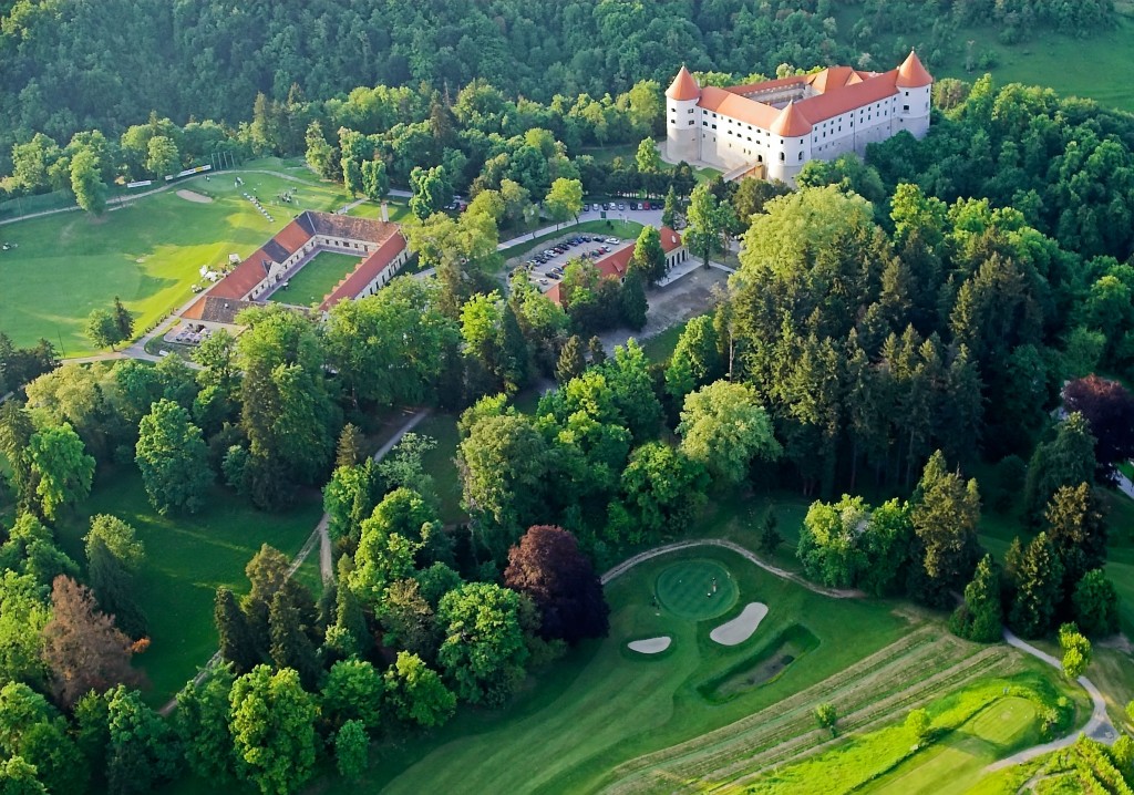 Hotel Golf Castello Mokrice, il lusso del green in Slovenia