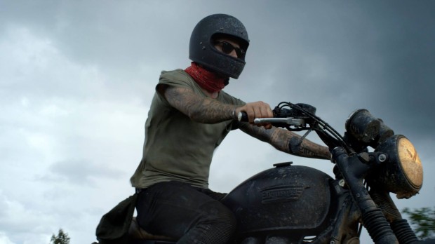 David Beckham Triumph: in sella a una Bonneville per il documentario della BBC, Into the Unknown